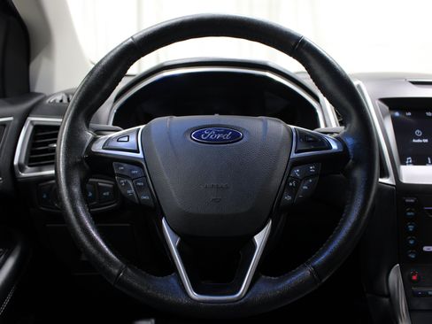 Used 2016 Ford Edge Titanium AWD/4WD image 11