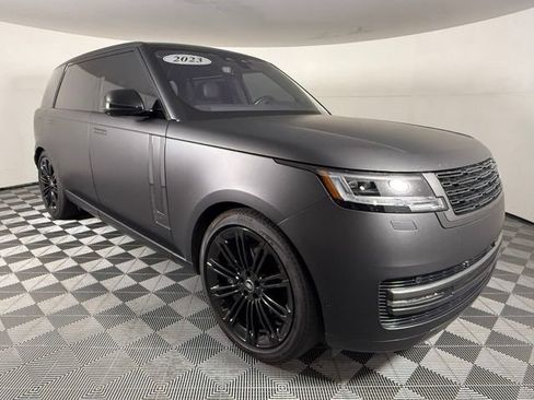 Used 2023 Land Rover Range Rover Long Wheelbase SE AWD/4WD image 9