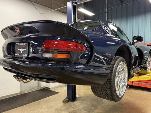 Used 2001 Dodge Viper GTS RWD image 95