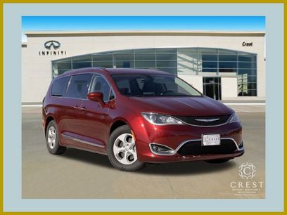 Used 2017 Chrysler Pacifica Touring-L Plus