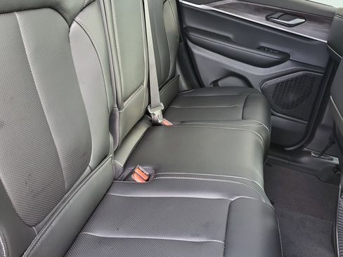 New 2025 Jeep Grand Cherokee Limited w/ Luxury Tech Group II image 12