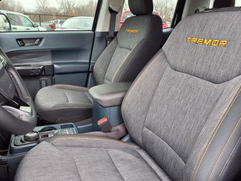 Used 2023 Ford Maverick Tremor image 3