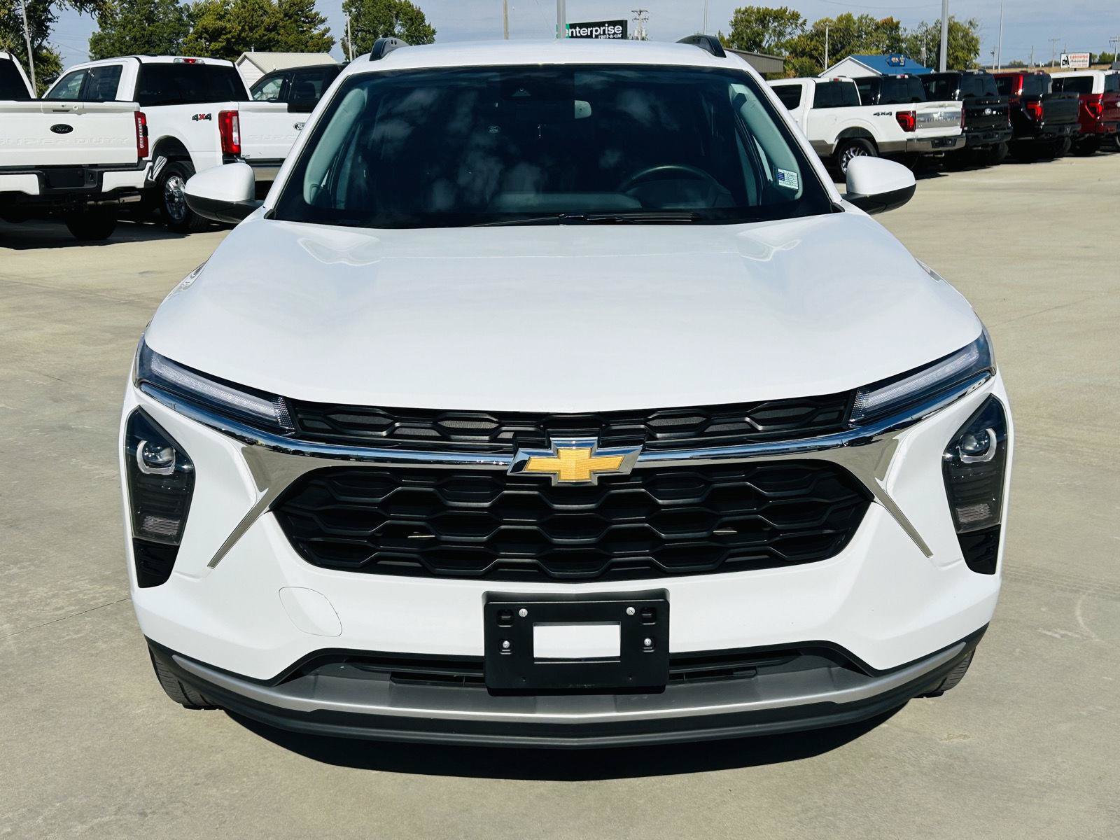 Used 2025 Chevrolet Trax LT w/ LT Convenience Package FWD image 30