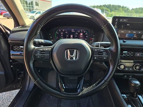 Used 2023 Honda Accord EX-L image 17