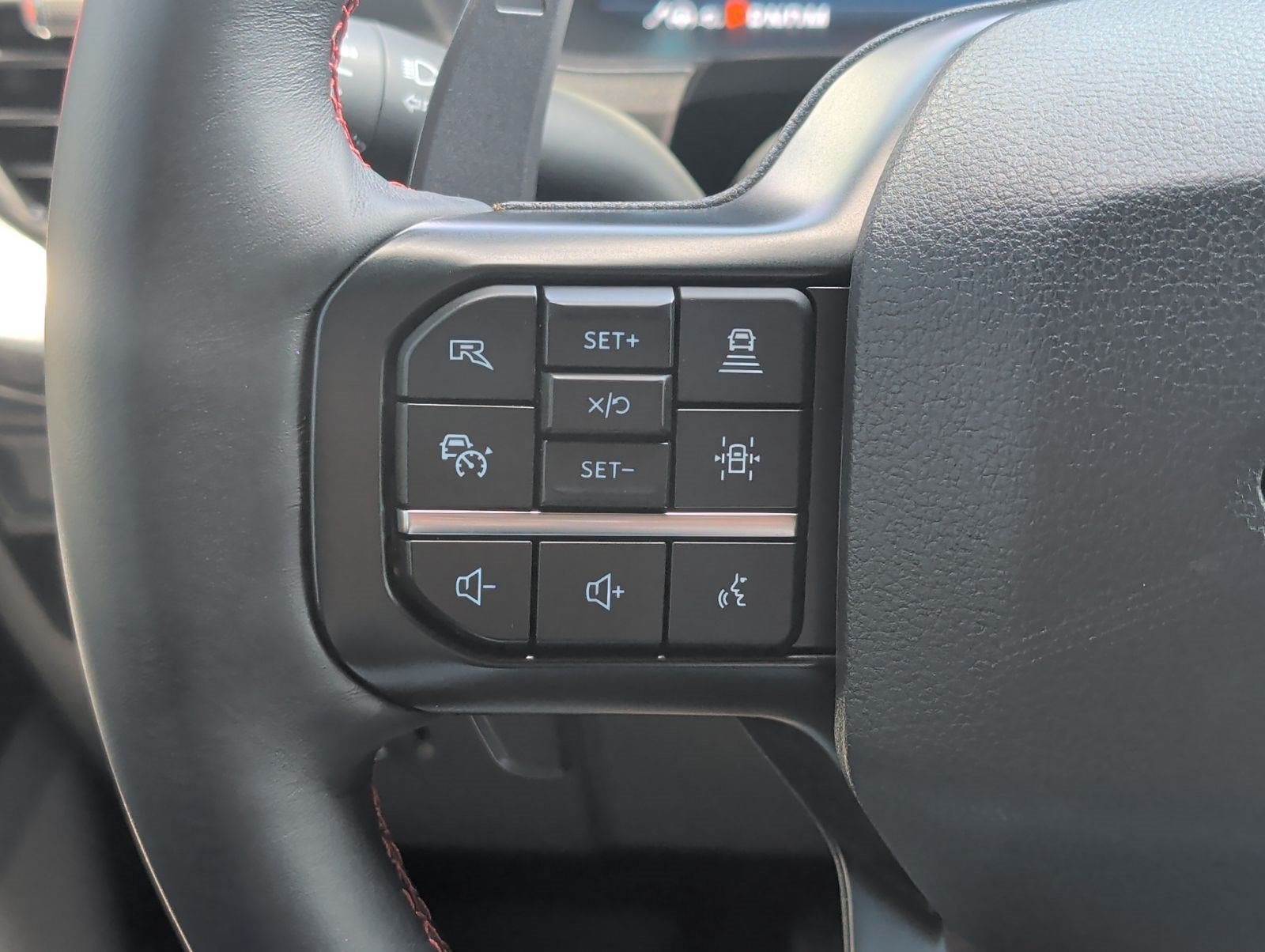 Used 2025 Ford F150 Raptor AWD/4WD image 14