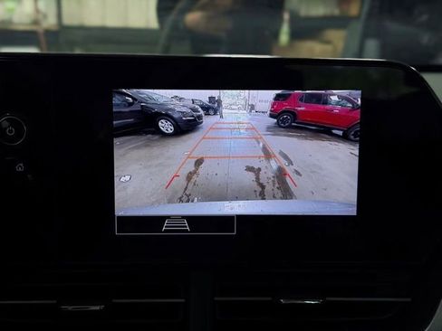 Used 2024 Chevrolet Trax LS w/ Driver Confidence Package FWD image 31