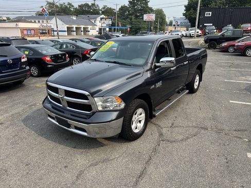 Used 2016 RAM 1500 Classic SLT image 3