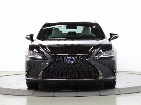Used 2022 Lexus ES 300h F Sport w/ Accessory Package 2 image 15