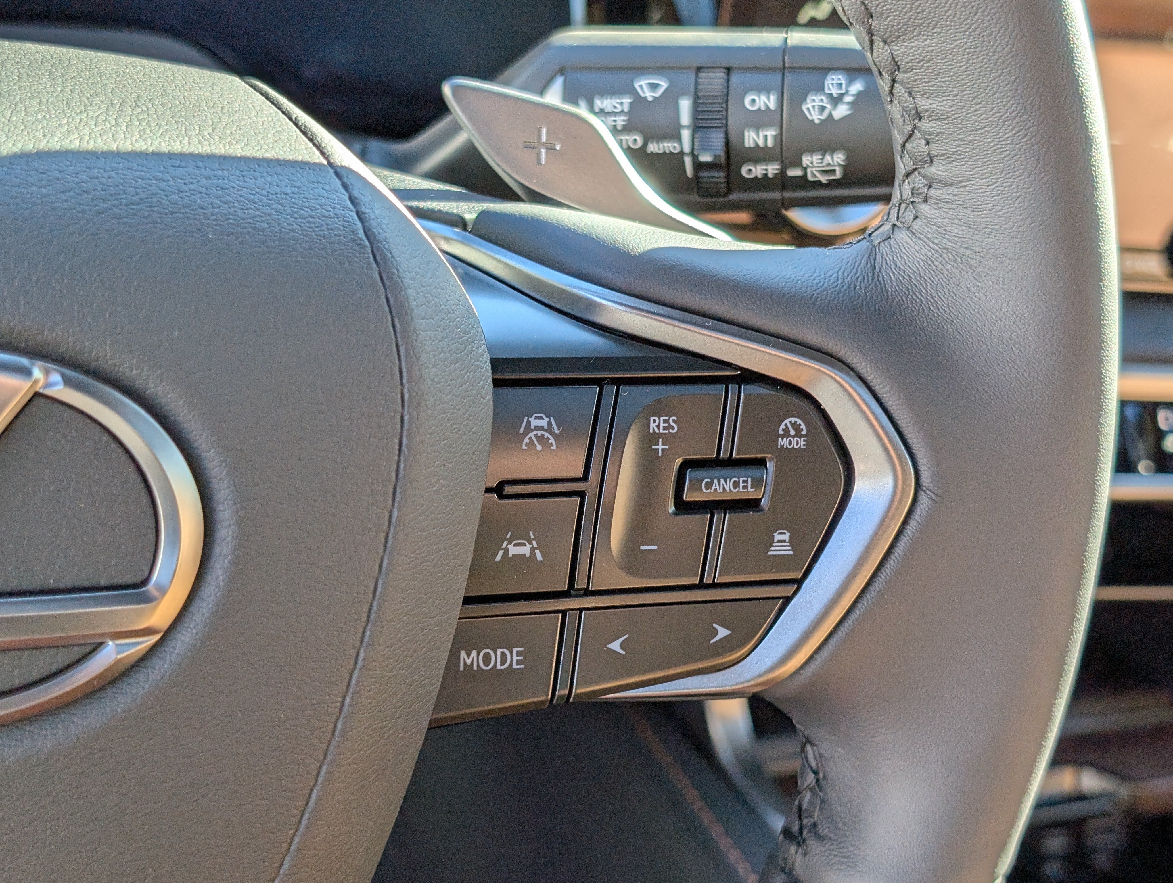 New 2026 Lexus RX 350h AWD/4WD image 19