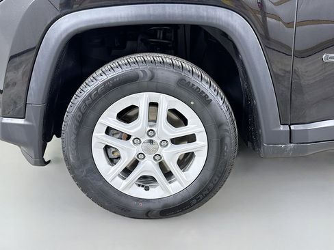 Used 2018 Jeep Compass Sport w/ Tech Group image 29