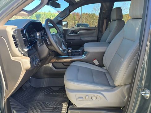 Certified 2025 Chevrolet Silverado 1500 LT Trail Boss w/ LT Trail Boss Premium Package image 4