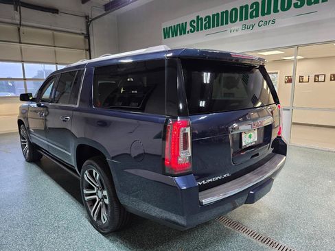 Used 2018 GMC Yukon XL Denali w/ Denali Ultimate Package AWD/4WD image 9