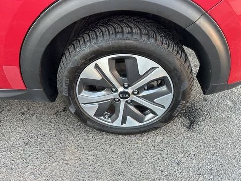 Used 2021 Kia Niro EX Premium w/ Cold Weather Package image 49