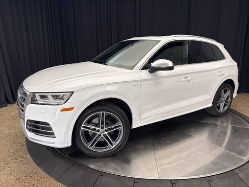 Used 2018 Audi SQ5 Prestige w/ Prestige Package AWD/4WD image 3