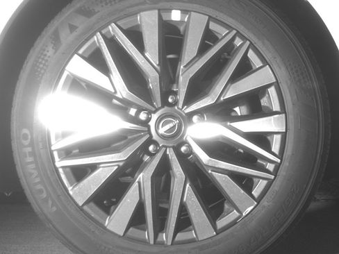 Used 2025 Nissan Altima 2.5 SV FWD image 13