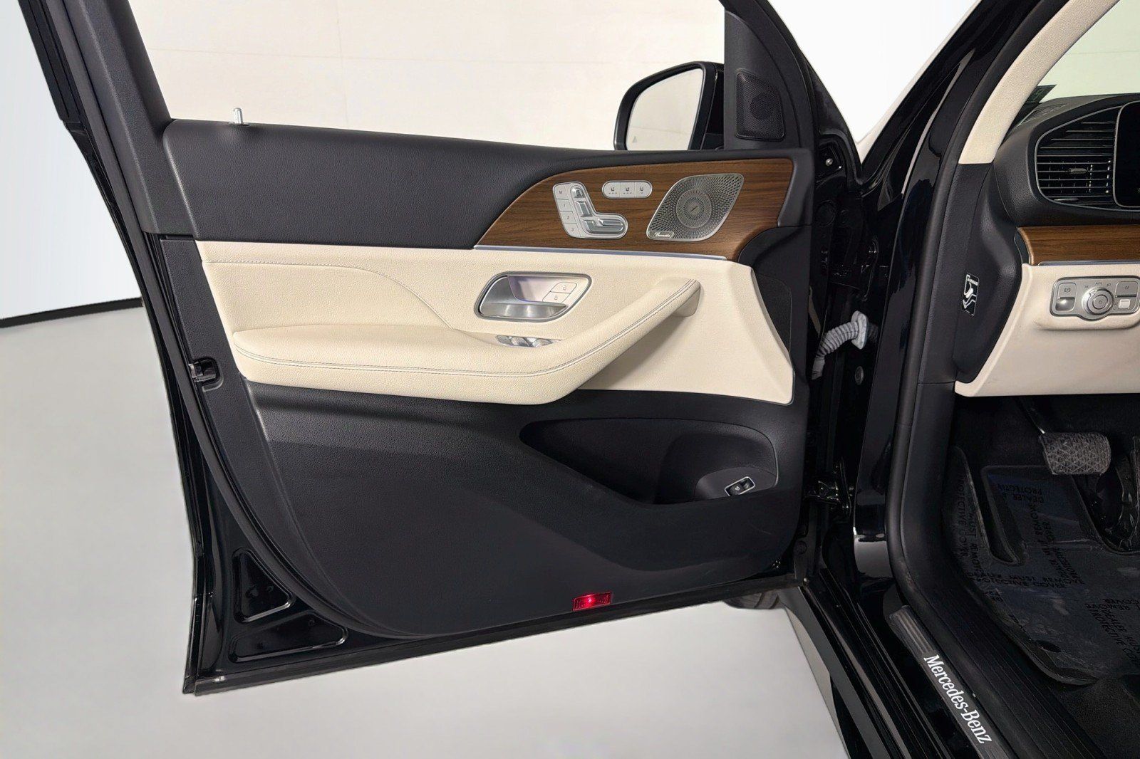 Certified 2024 Mercedes-Benz GLE 350 4MATIC image 22