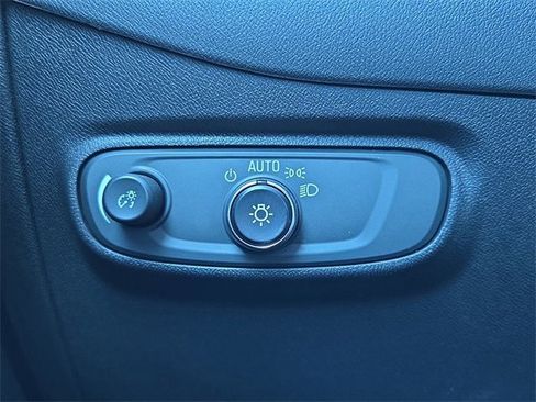 Used 2024 Chevrolet Equinox LT image 26