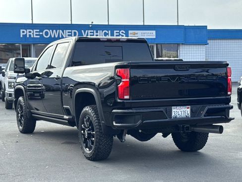 Used 2025 Chevrolet Silverado 2500 LTZ w/ Trail Boss Package image 7