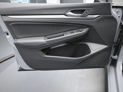New 2026 Volkswagen GTI SE FWD image 20