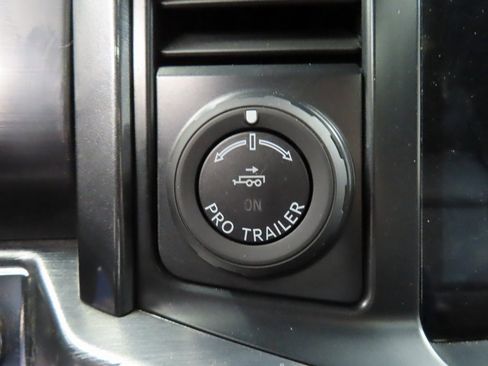 Used 2022 Ford F150 Lariat w/ Equipment Group 502A High image 51