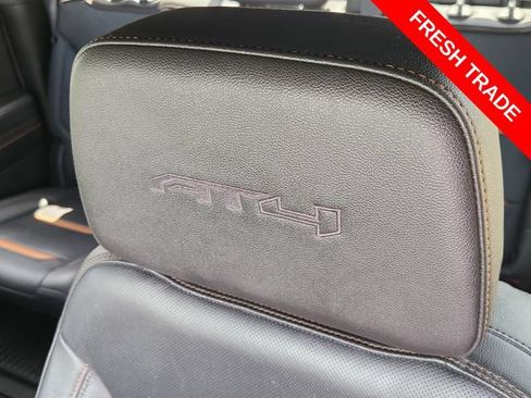 Used 2022 GMC Sierra 1500 AT4 w/ AT4 Premium Package AWD/4WD image 24