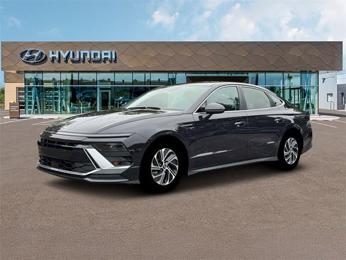 New 2026 Hyundai Sonata Blue image 2