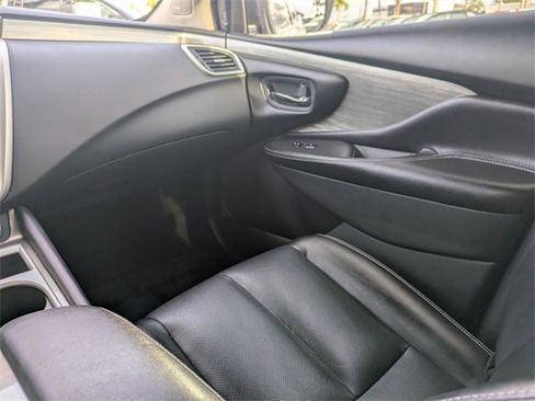 Used 2018 Nissan Murano SL w/ Moonroof Package image 21