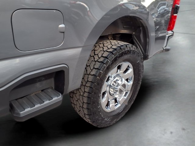 Used 2026 Ford F350 Lariat w/ Lariat Ultimate Package AWD/4WD image 17