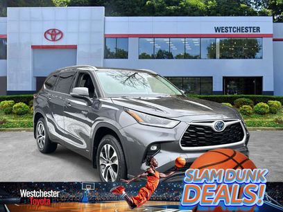 Used 2021 Toyota Highlander XLE