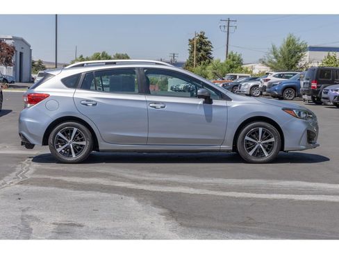 Used 2019 Subaru Impreza 2.0i Premium image 2