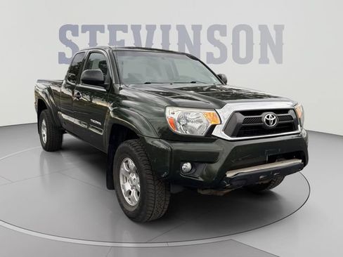 Used 2014 Toyota Tacoma 4x4 Access Cab V6 w/ TRD Off-Road Package image 7