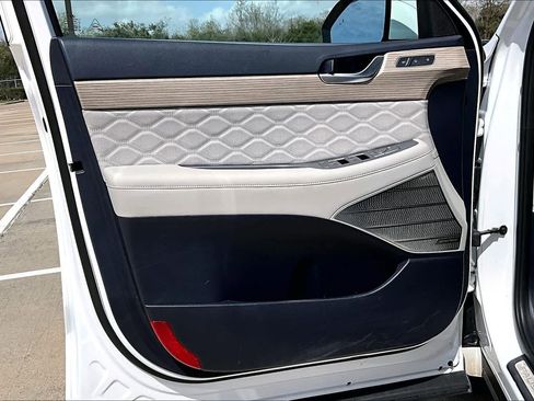Used 2021 Hyundai Palisade Calligraphy image 22