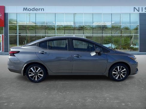 New 2025 Nissan Versa SV image 4