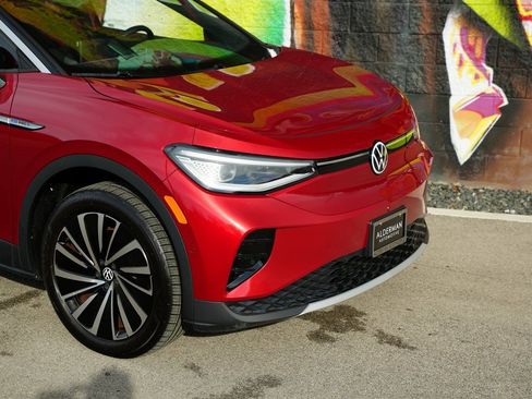 Used 2023 Volkswagen ID.4 Pro S Plus image 2