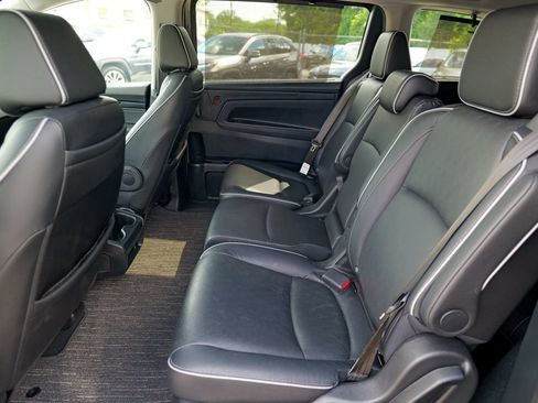 Used 2023 Honda Odyssey Elite image 25