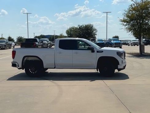 New 2026 GMC Sierra 1500 Elevation image 9