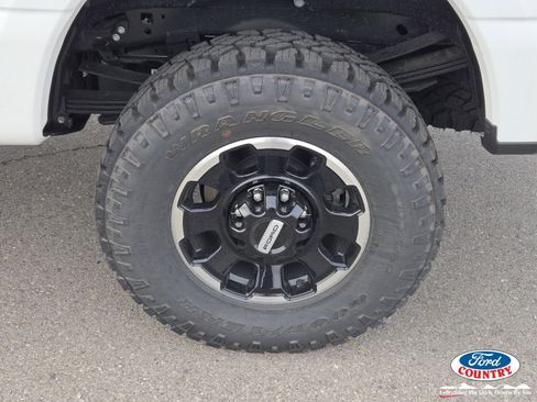 New 2025 Ford F250 Lariat w/ Lariat Ultimate Package image 5