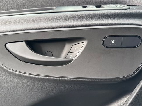 New 2026 Mercedes-Benz Sprinter 2500 image 11