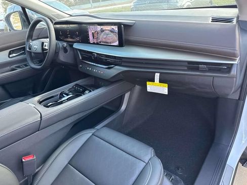 New 2026 Nissan Murano Platinum w/ Cargo Package AWD/4WD image 16