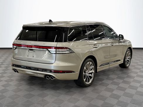 Used 2023 Lincoln Aviator Grand Touring w/ Equipment Group 301A AWD/4WD image 5