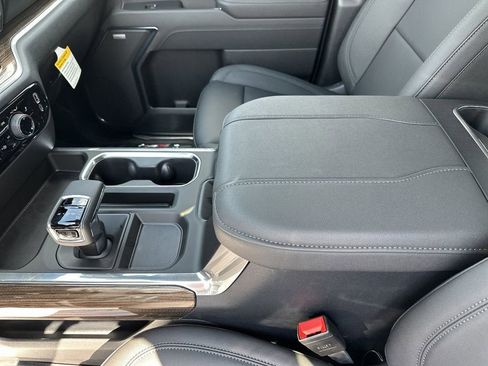 New 2026 Chevrolet Silverado 1500 LT Trail Boss w/ Convenience Package II AWD/4WD image 12