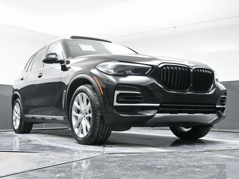 Used 2023 BMW X5 xDrive40i w/ Parking Assistance Package image 55