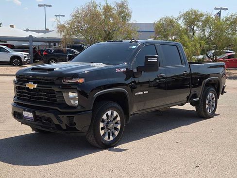 Used 2026 Chevrolet Silverado 2500 Custom w/ Custom Value Package AWD/4WD image 1