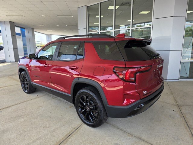 Used 2025 GMC Terrain Elevation w/ Elevation Premium Package FWD image 17