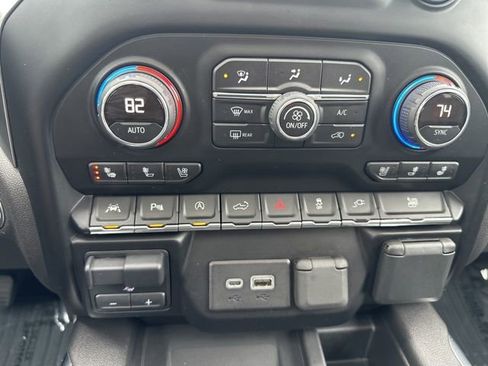 Used 2019 Chevrolet Silverado 1500 LTZ w/ LTZ Premium Package image 34