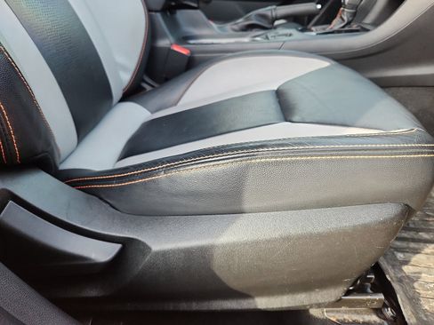 Used 2019 Subaru Crosstrek 2.0i Limited w/ Moonroof Package w/Navigation image 34