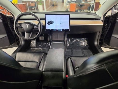Used 2022 Tesla Model 3 Standard Range RWD image 10