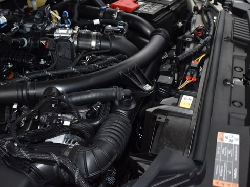 New 2025 Ford Bronco Badlands image 22