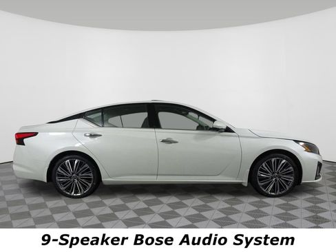 Certified 2025 Nissan Altima 2.5 SL FWD image 3