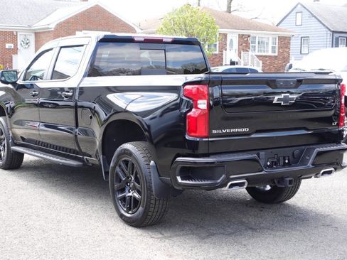 Used 2022 Chevrolet Silverado 1500 LT Trail Boss image 2